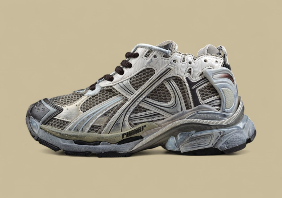 Balenciaga Runner Sneaker – Aged White/Grey/Black