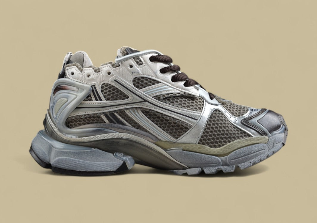 Balenciaga Runner Sneaker – Aged White/Grey/Black