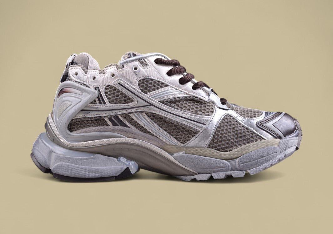 Balenciaga Runner Sneaker – Beige/Grey