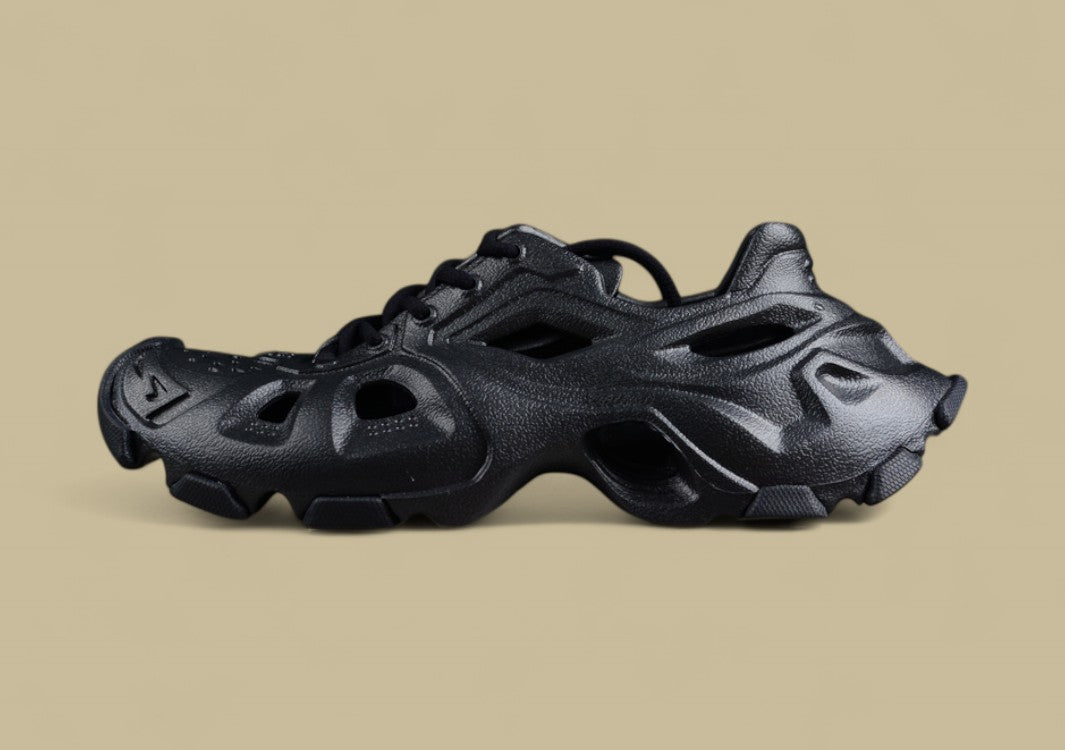 Balenciaga Runner Sneaker in Black & Gray