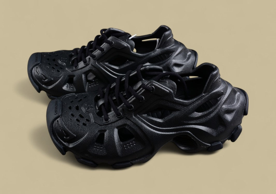 Balenciaga Runner Sneaker in Black & Gray