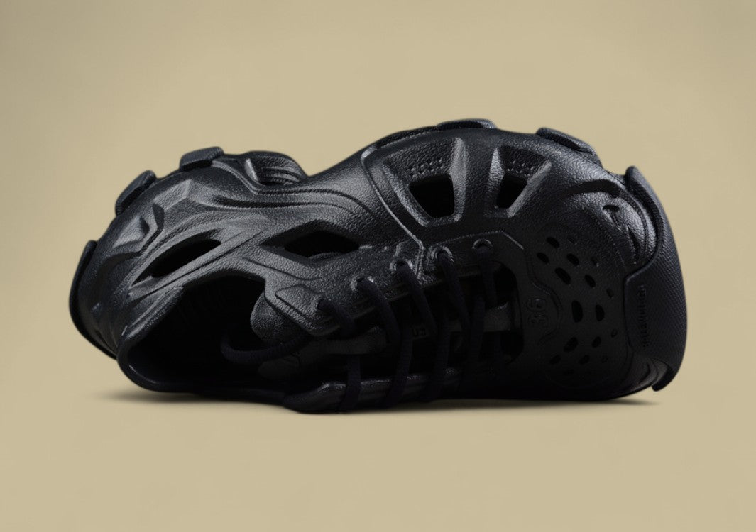 Balenciaga Runner Sneaker in Black & Gray