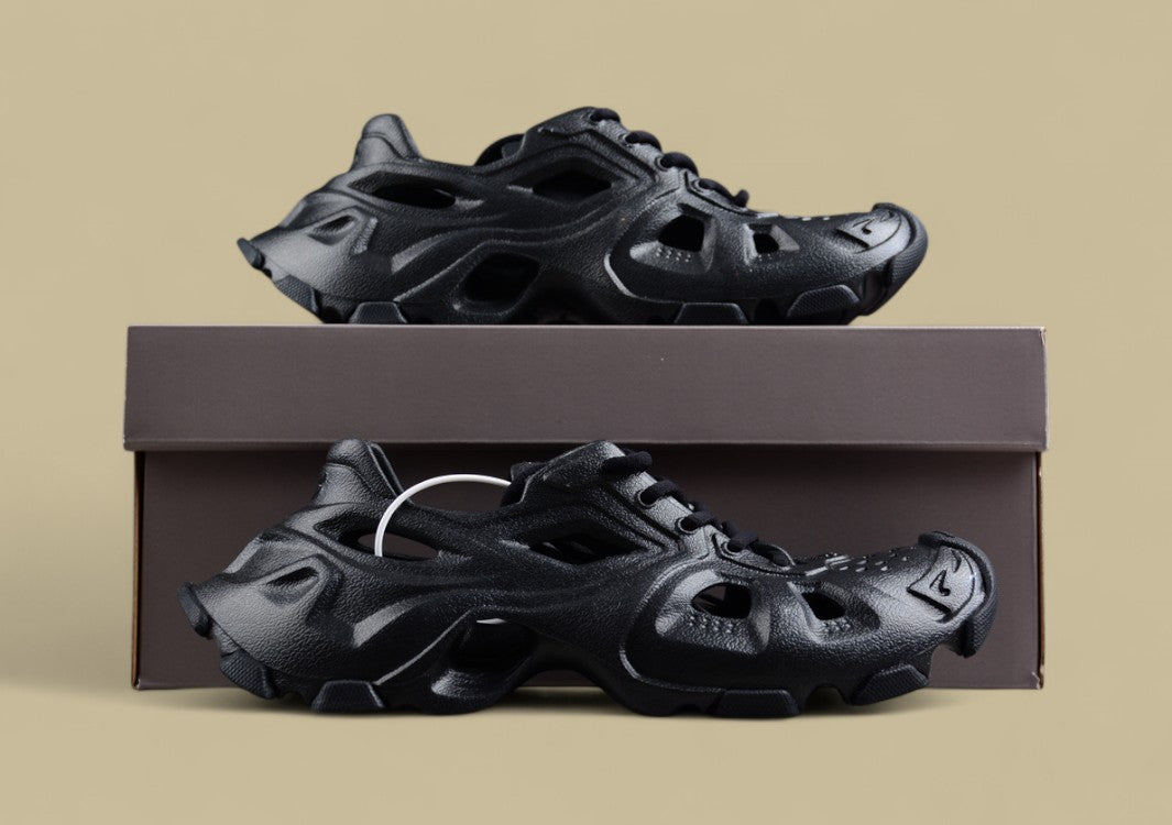 Balenciaga Runner Sneaker in Black & Gray