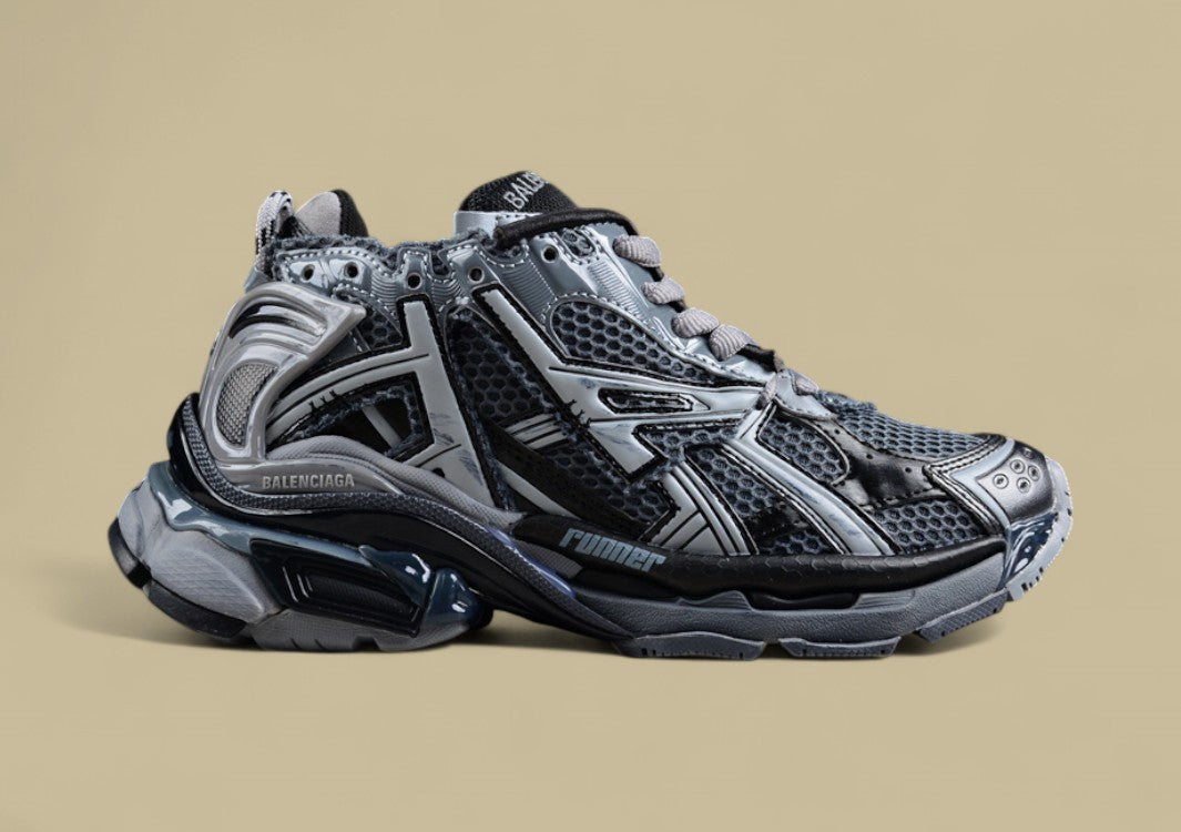 Balenciaga Runner Sneaker in Gray & Black