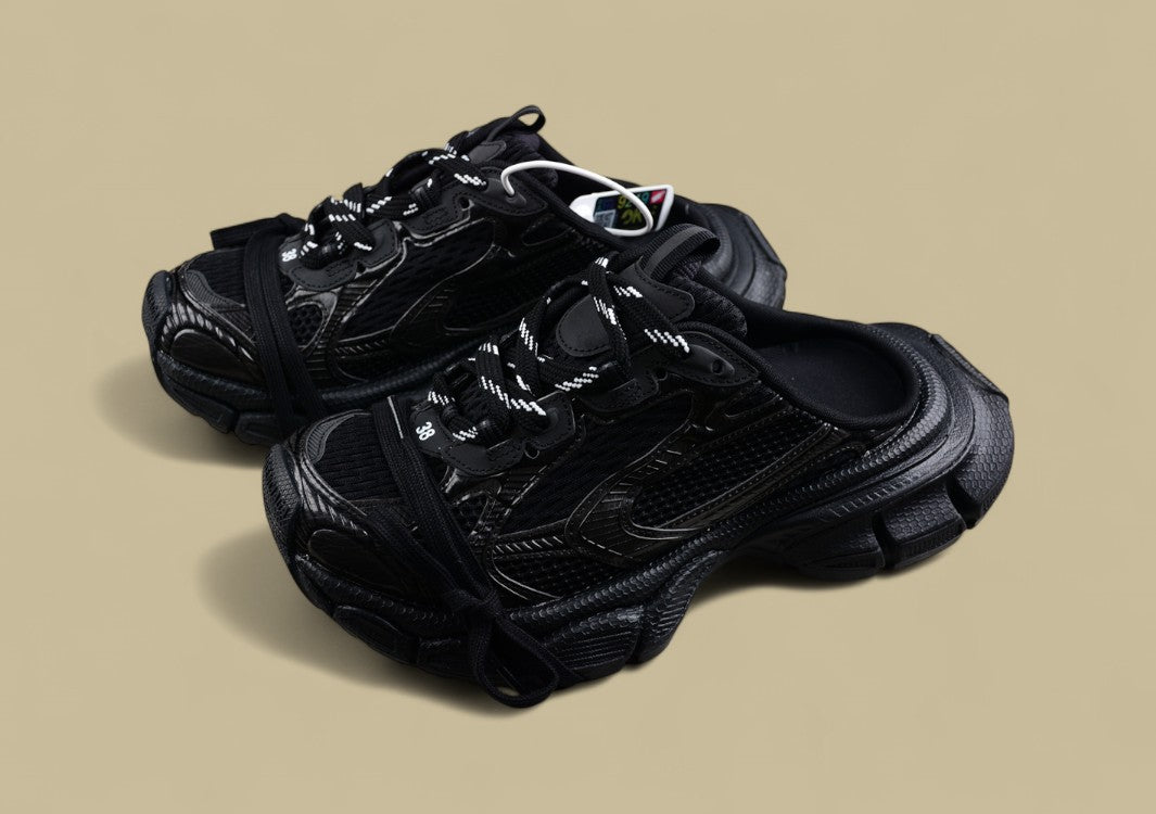 Balenciaga Runner Sneaker in Triple Black