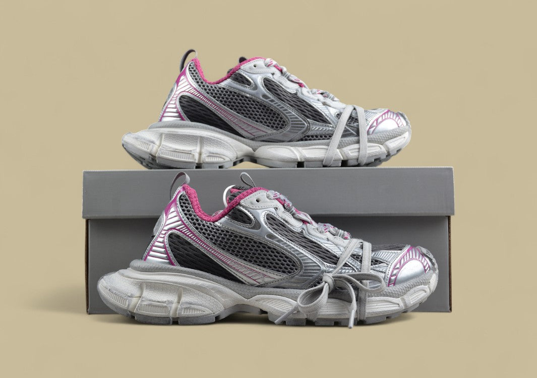 Balenciaga Sneaker – Silver & Fuchsia Panel