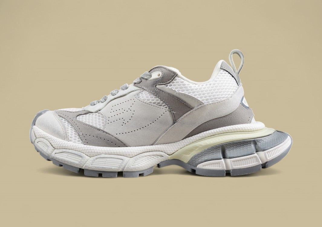 Balenciaga Sneaker in White/Grey Suede Mesh