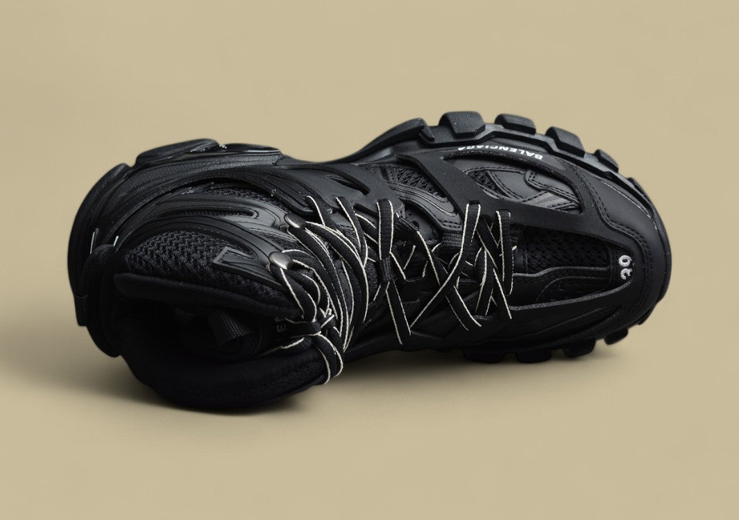 Balenciaga Track High Top 3.0 Mesh Nylon Sneaker in Schwarz