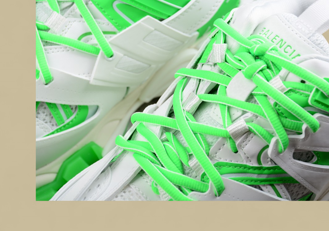 Balenciaga Track Sneaker Three Generations Outdoor Concept Retro Dad Shoe