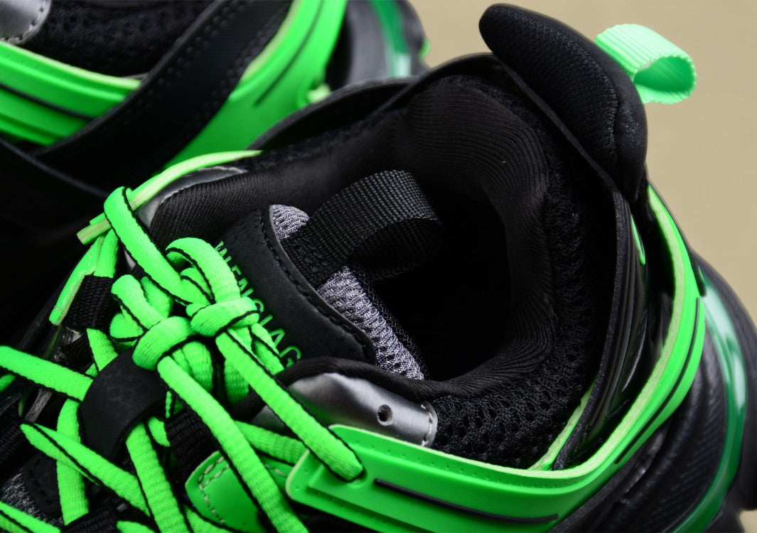 Balenciaga Track Sneaker Three Generations of Outdoor Concept Retro Dad Shoes