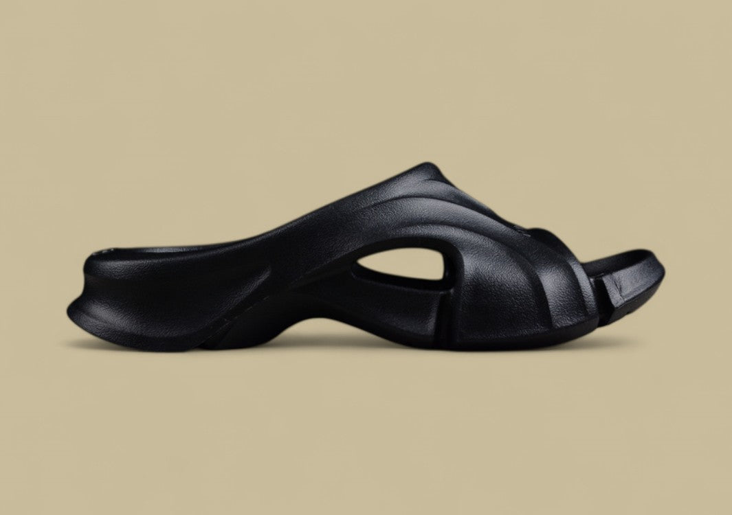 Balenciaga Foam Slide in Black