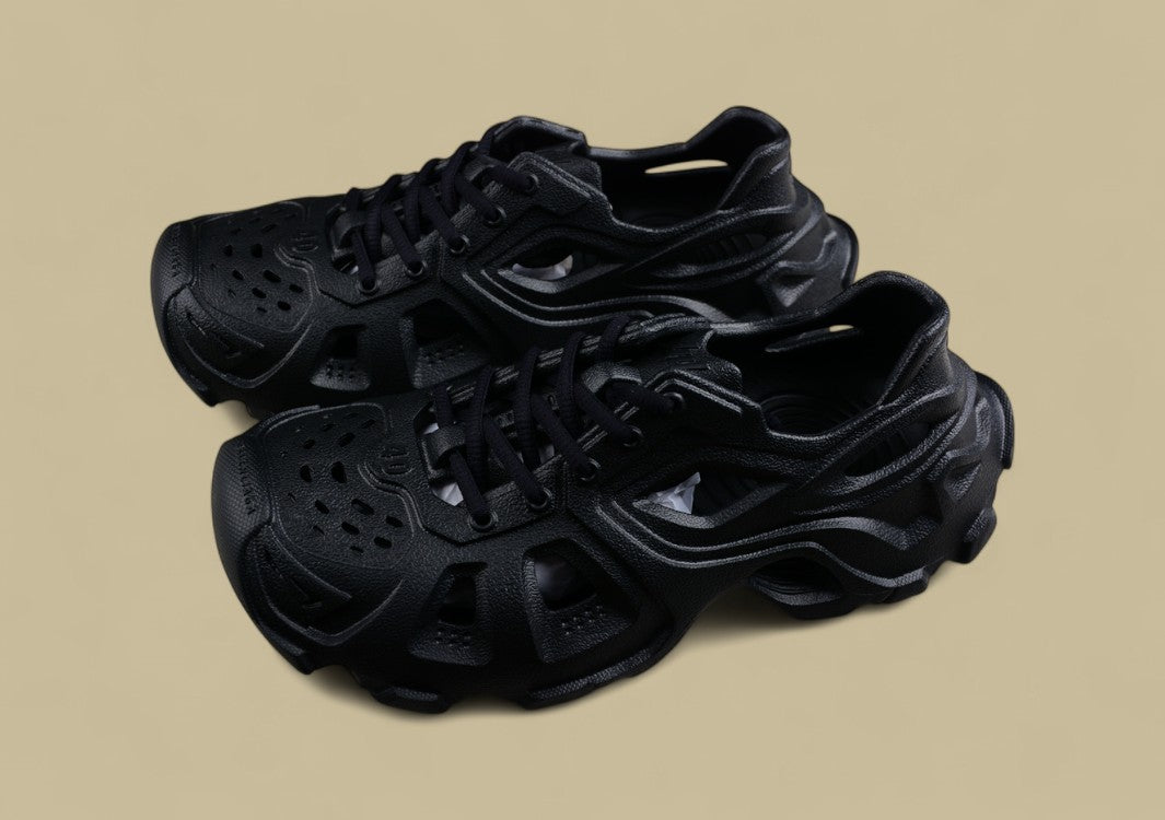 Balenciaga Track Sneaker in Black