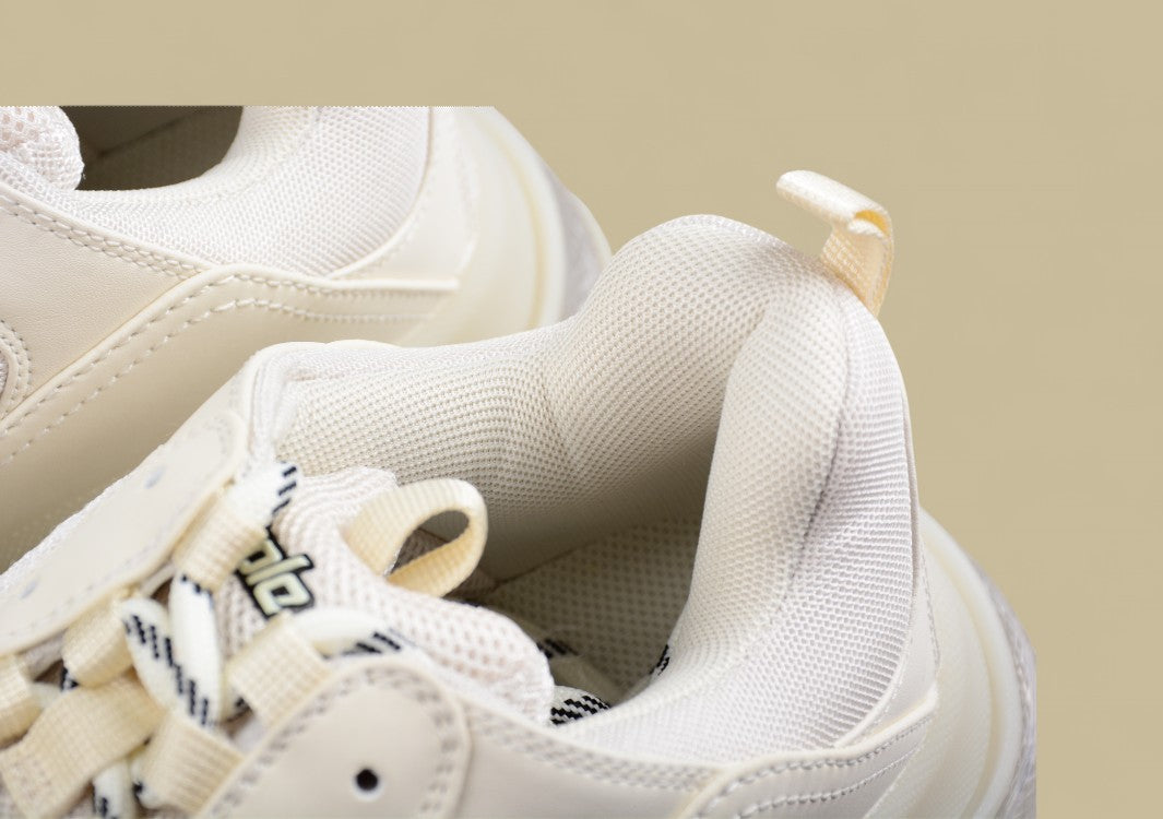 Balenciaga Triple S 3.0 – Parisian Family Retro Running Shoe mit Nitrogen-Kristallsohle