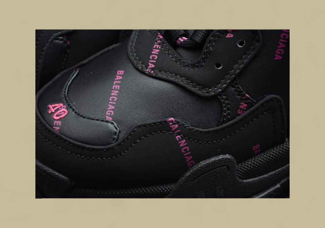 Balenciaga Triple S Black Bright Purple Glanz Trifft Kraft In Violetter