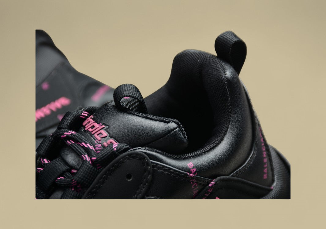 Balenciaga Triple S Black Bright Purple Glanz Trifft Kraft In Violetter