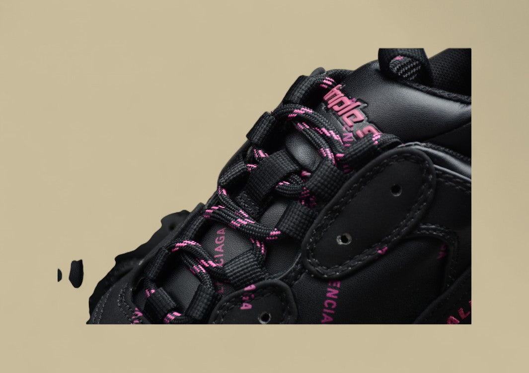 Balenciaga Triple S Black Bright Purple Glanz Trifft Kraft In Violetter