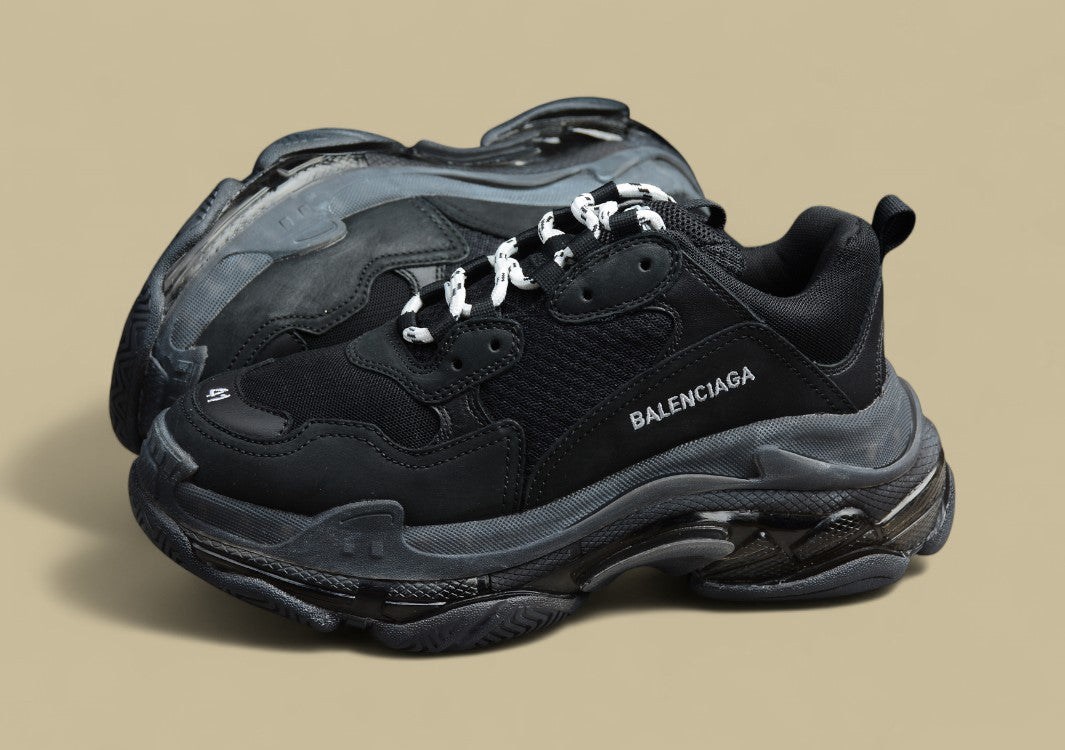 Balenciaga Triple S Black Distressed Höchste Replikationsstufe