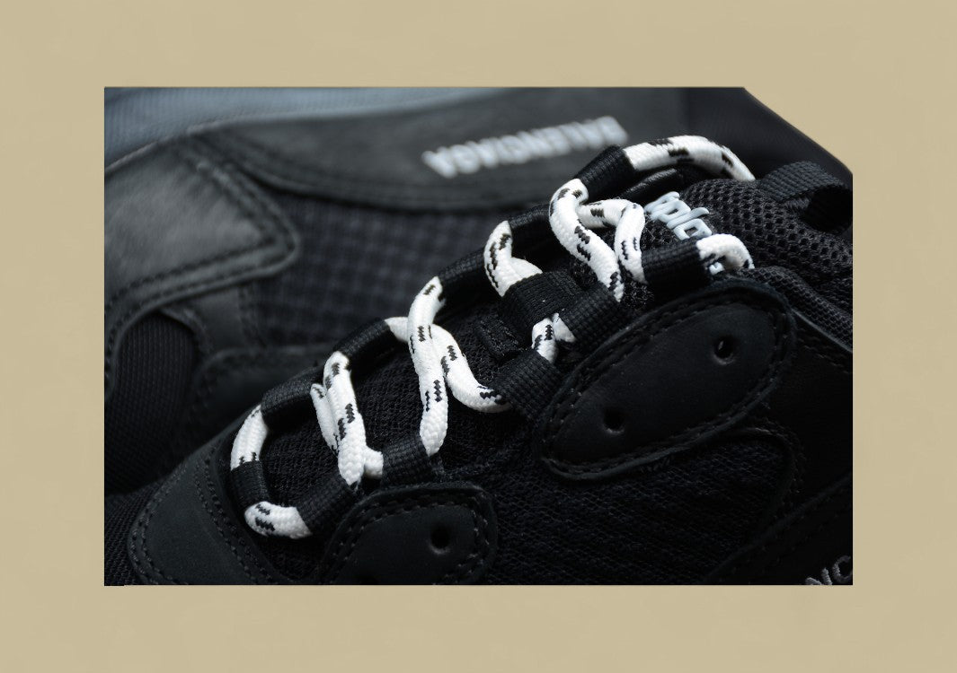 Balenciaga Triple S Black Distressed Höchste Replikationsstufe