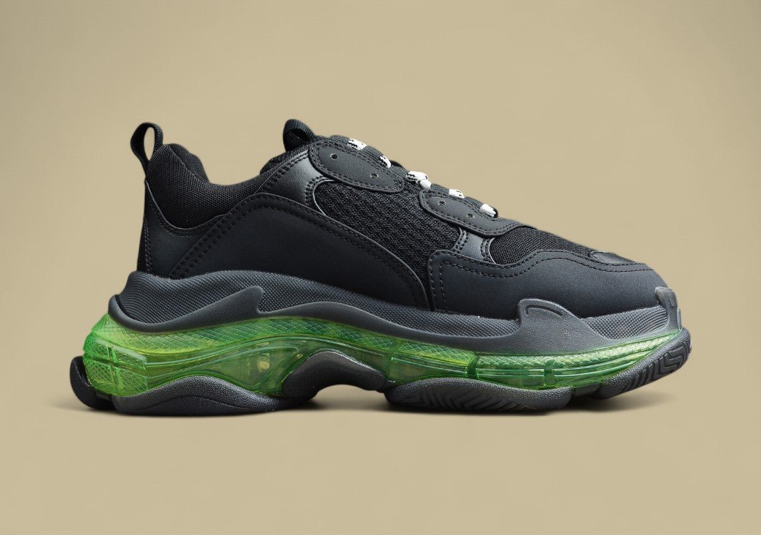 Balenciaga Triple S Black Green Dunkle Dominanz trifft Neon