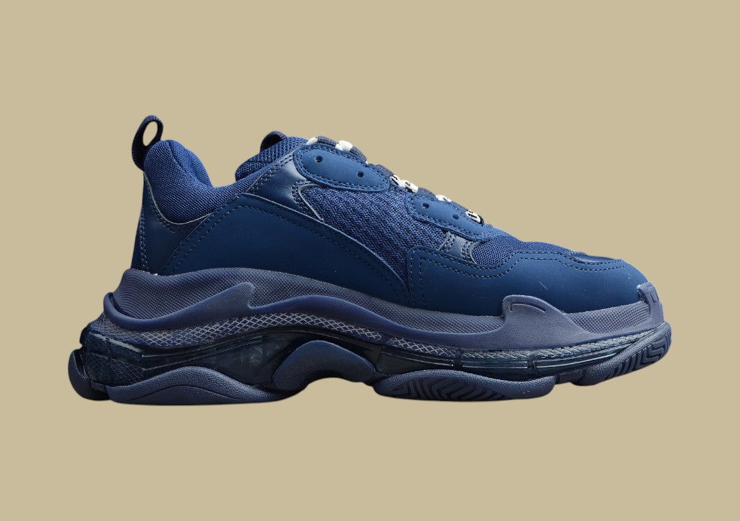 Balenciaga Triple S Dunkelbla Tiefe Töne massiver Stil