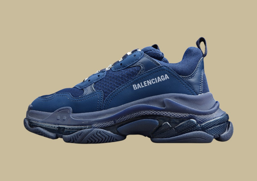 Balenciaga Triple S Dunkelbla Tiefe Töne massiver Stil