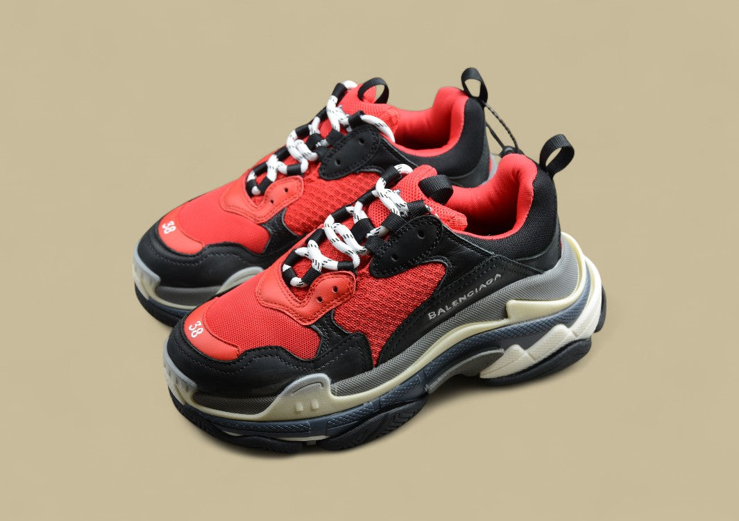 Balenciaga Triple S GZ-Replik In Schwarz-Rot Mit Mehrfarbiger