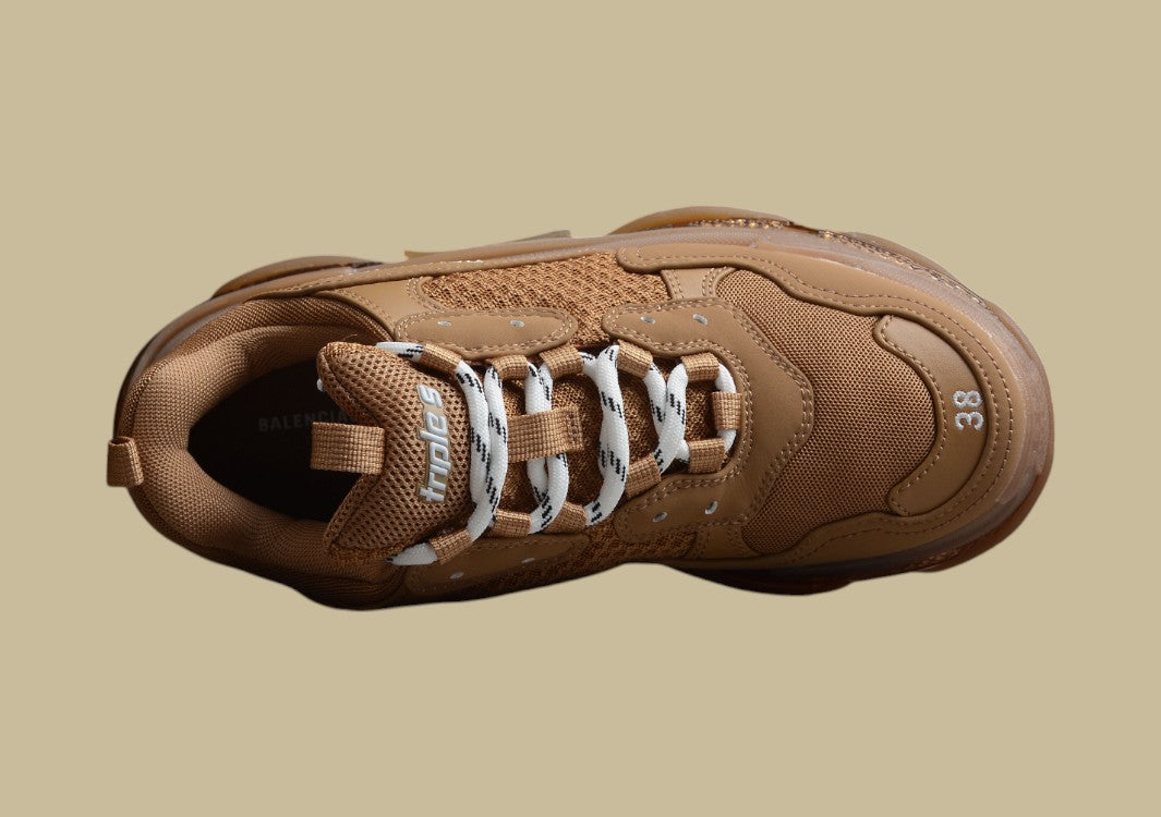 Balenciaga Triple S Khaki – Voluminöser Street-Style in Erdtönen