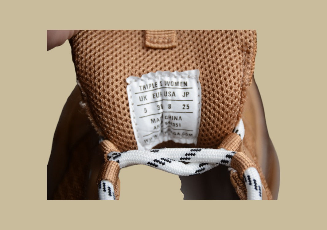 Balenciaga Triple S Khaki – Voluminöser Street-Style in Erdtönen