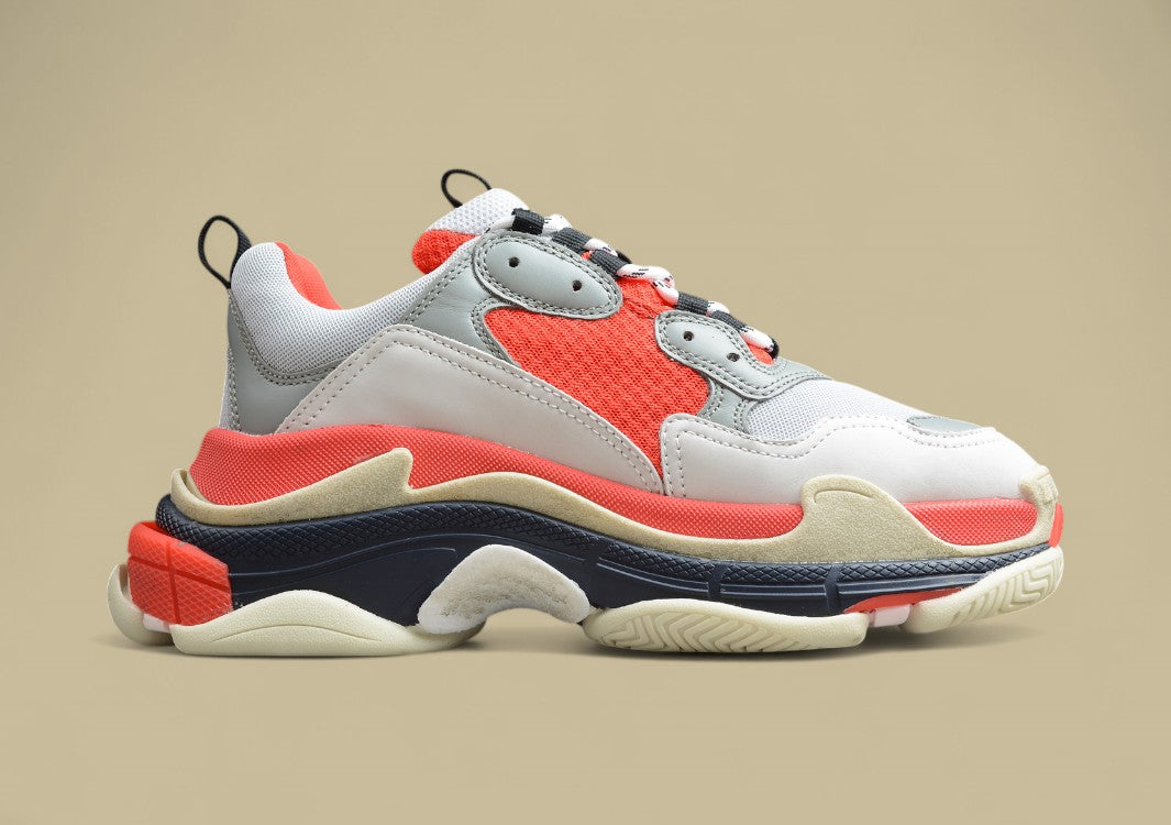 Balenciaga Triple S Multi Red Grey Retro-Vibes Mit Modernem Colorblocking