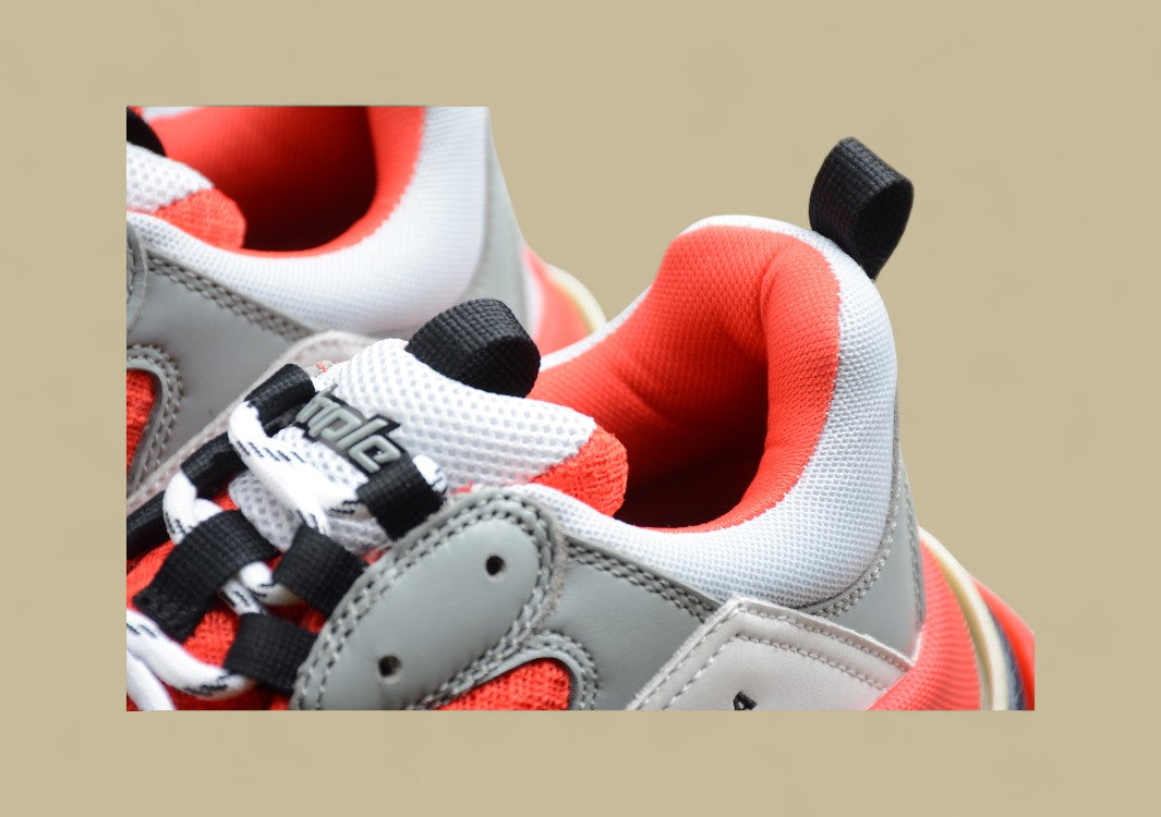 Balenciaga Triple S Multi Red Grey Retro-Vibes Mit Modernem Colorblocking