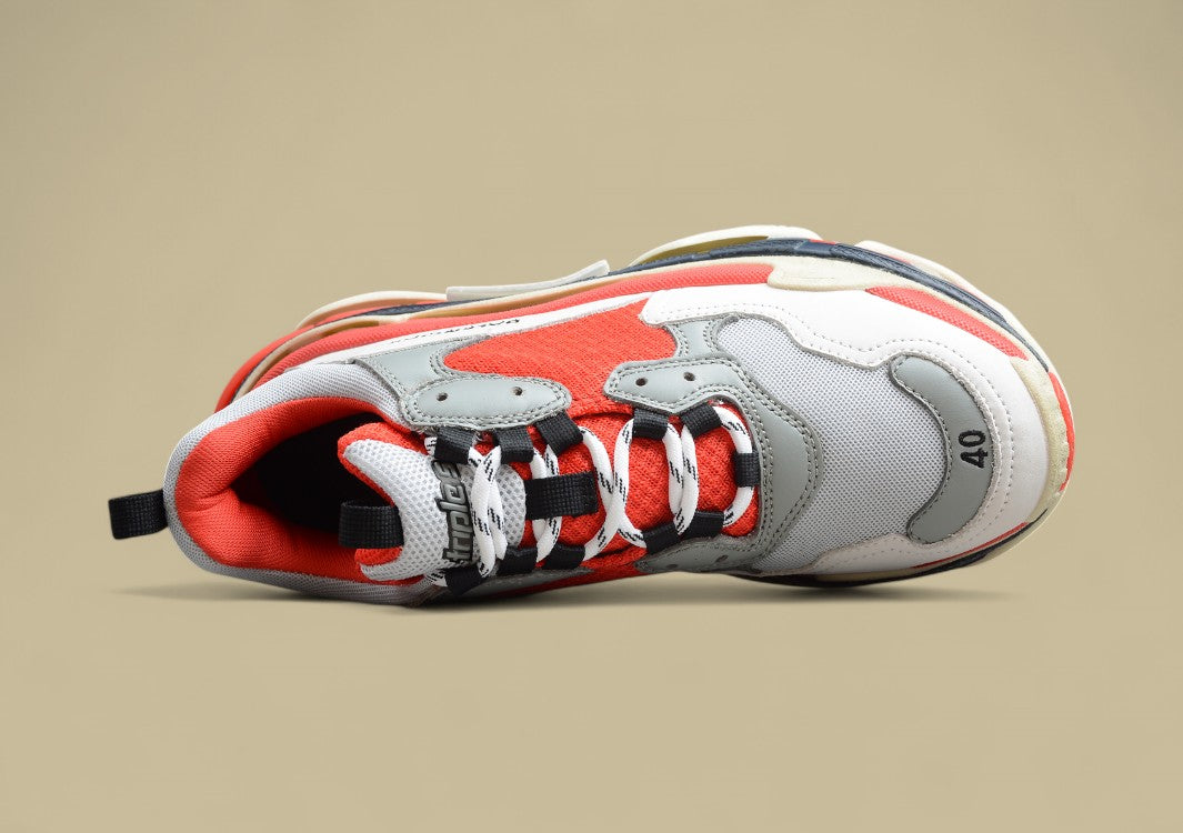 Balenciaga Triple S Multi Red Grey Retro-Vibes Mit Modernem Colorblocking