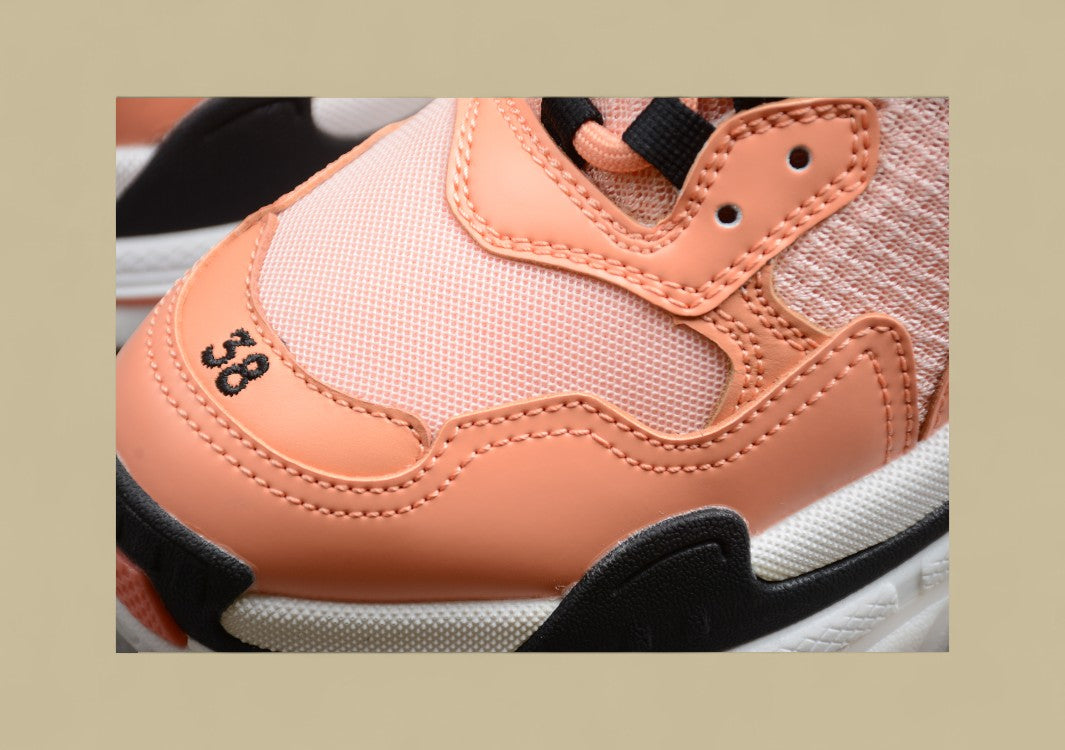 Balenciaga Triple S Peach Coral Sommerlicher Akzent Mit Chunky-Power