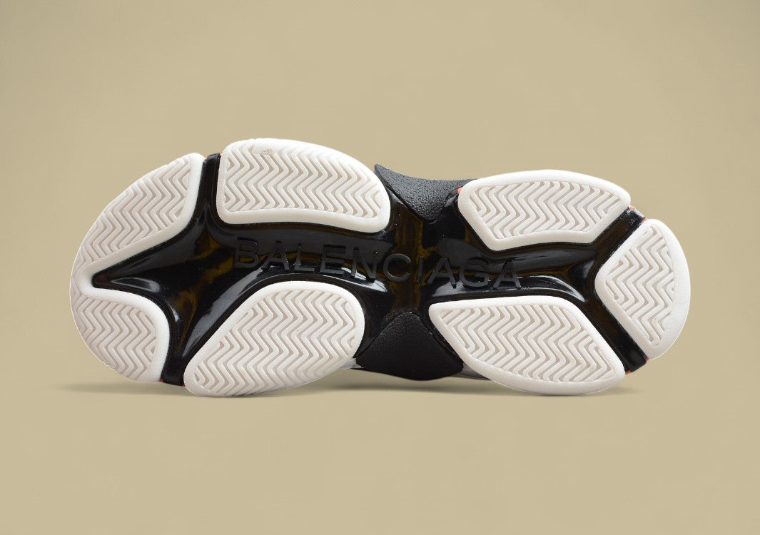 Balenciaga Triple S Peach Coral Sommerlicher Akzent Mit Chunky-Power