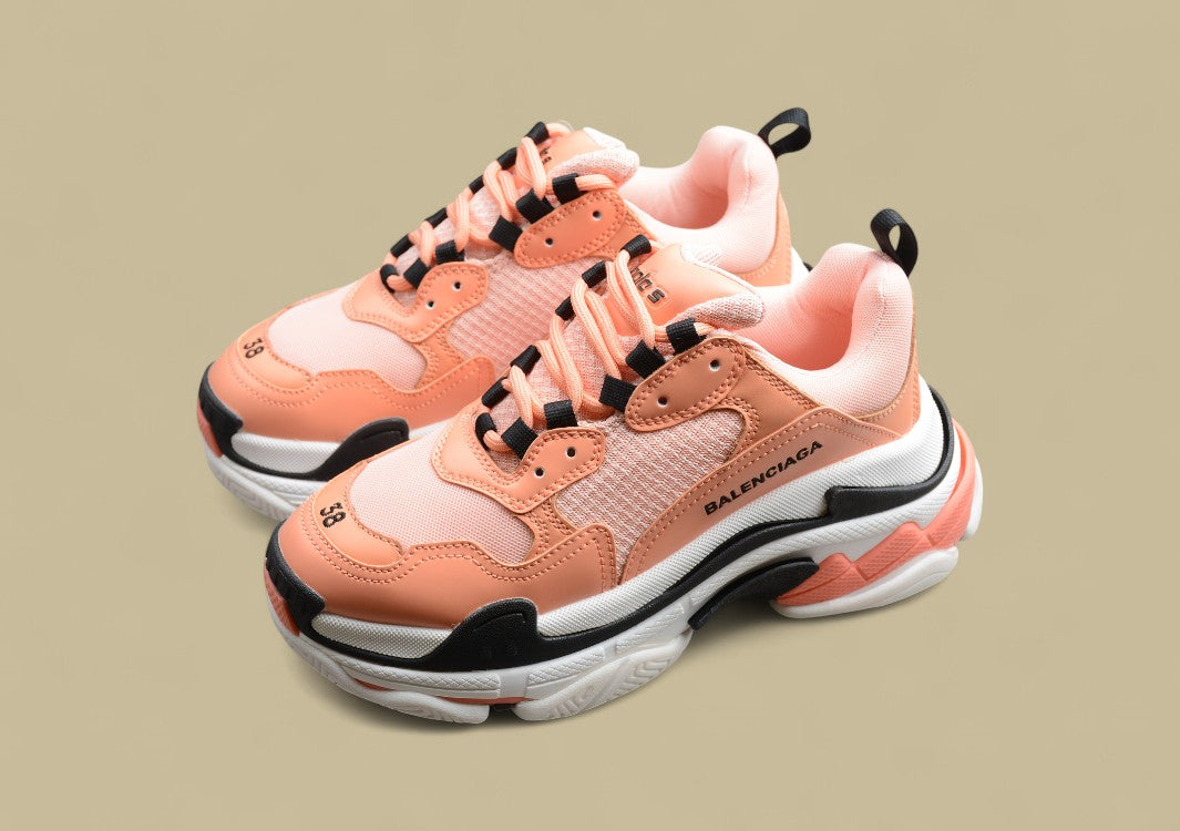 Balenciaga Triple S Peach Coral Sommerlicher Akzent Mit Chunky-Power