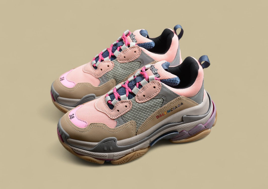 Balenciaga Triple S Replik In Rosa Beige Grau