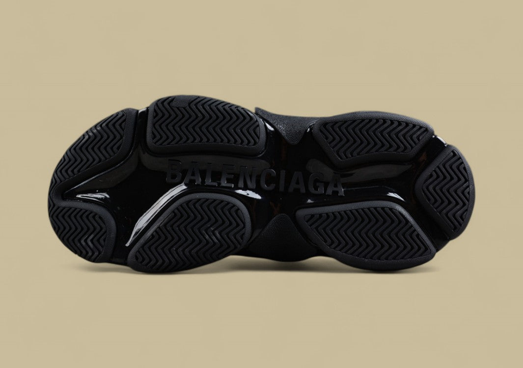 Balenciaga Triple S Sneaker in Triple Black