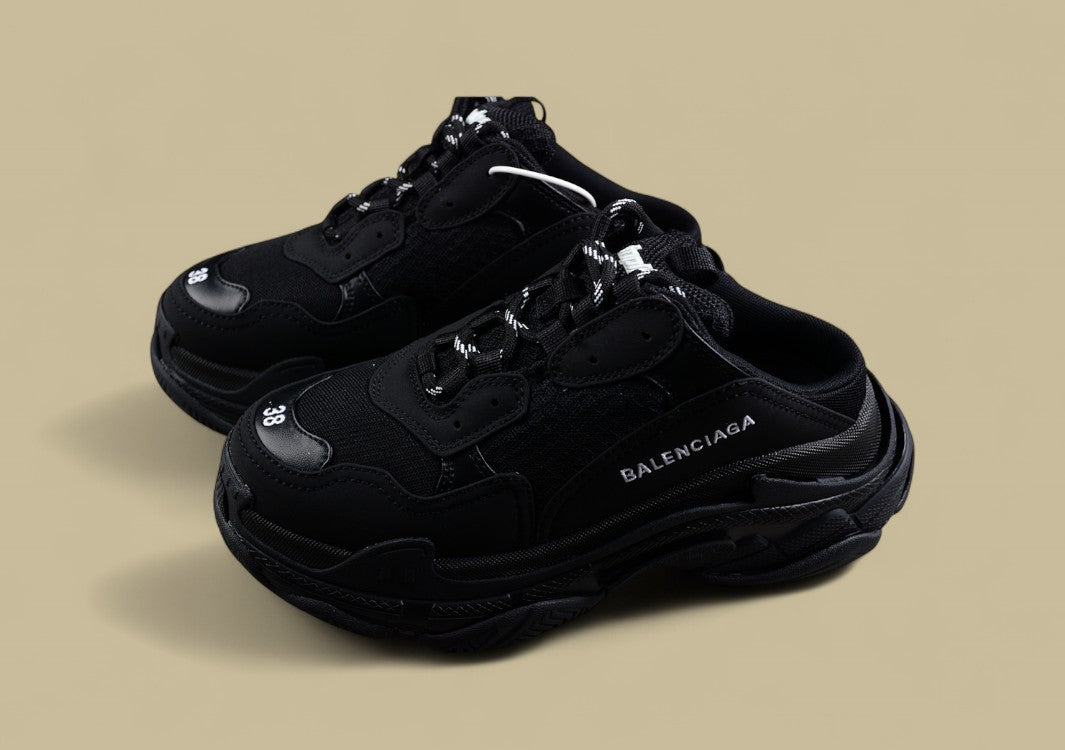 Balenciaga Triple S Sneaker in Triple Black