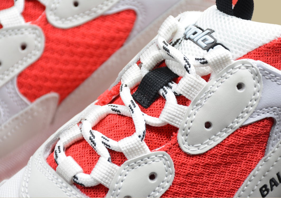 Balenciaga Triple S Weiß-Rot Neon Kraftvolle Silhouette