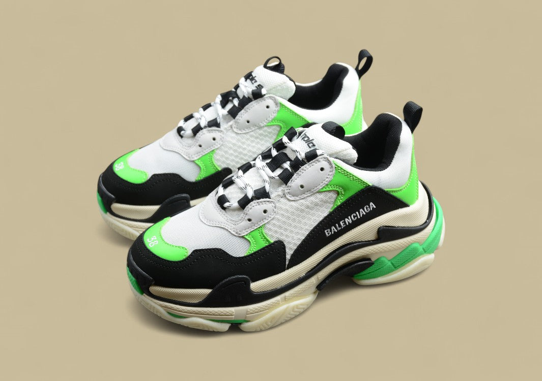 Balenciaga Triple S Weiß Grün Schwarz Streetstyle Mit Neon-Energie