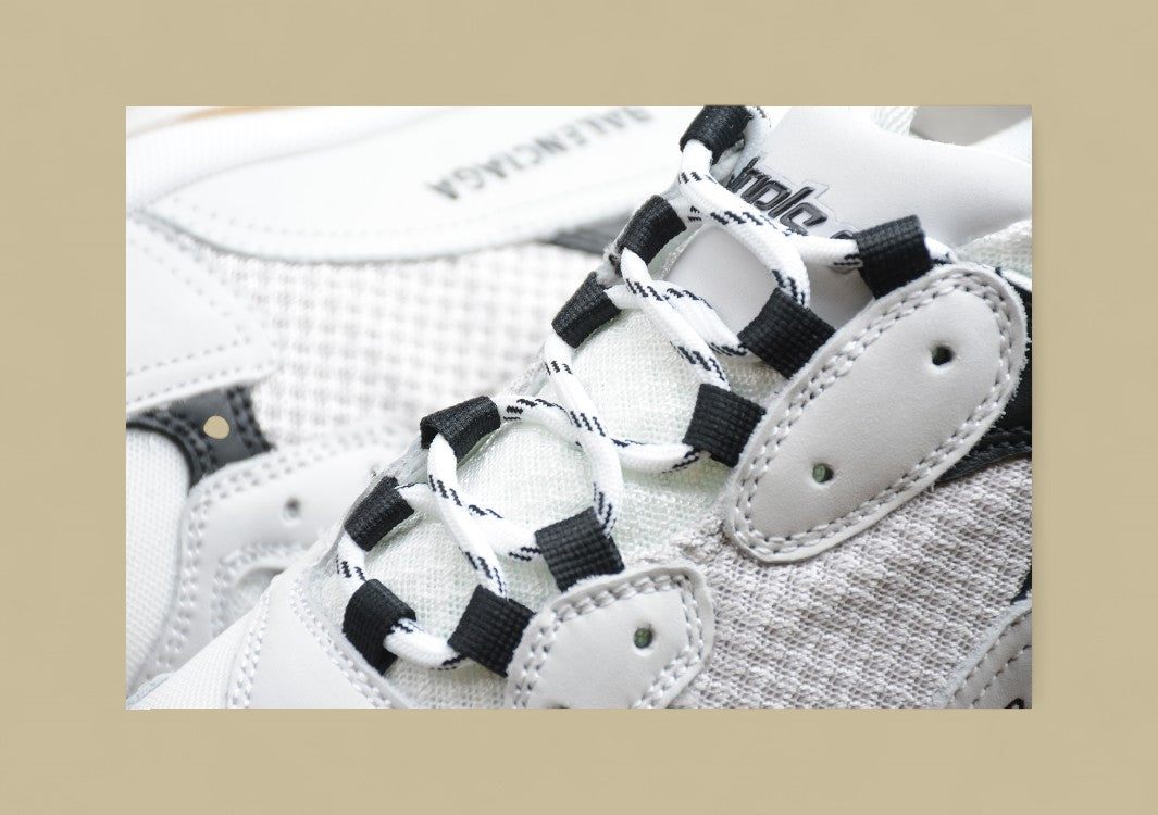 Balenciaga Triple S Weiß Schwarz Klassischer Kontrast Chunky-Look