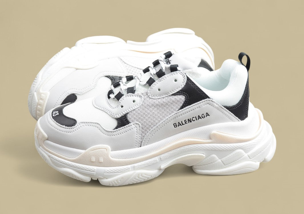 Balenciaga Triple S Weiß Schwarz Klassischer Kontrast Chunky-Look
