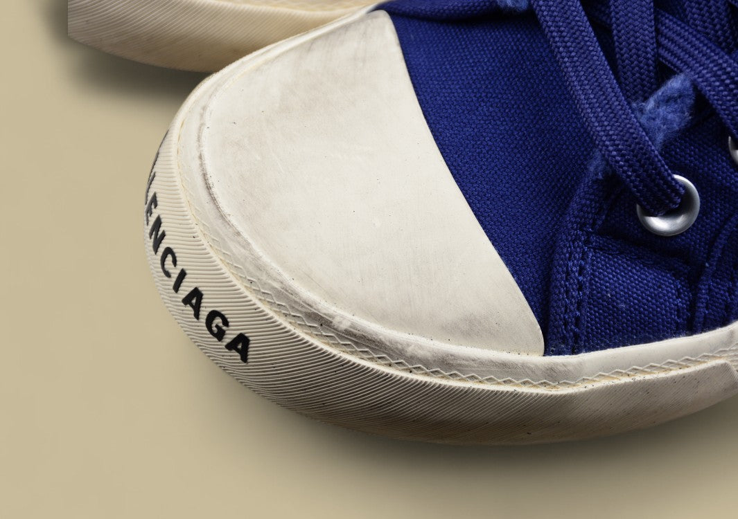 Balenciaga Vulc Destr Parisian Family Retro Distressed Low-top Canvas Shoes