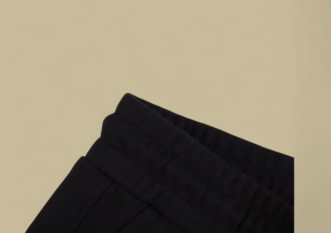 Burberry 23FW Circle Warhorse Logo Sweatpants – Black