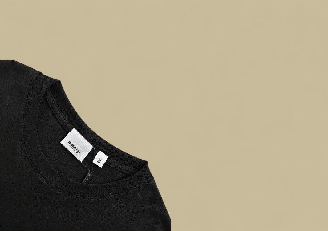 Burberry 24SS Backside Waist Warhorse Logo T-Shirt – Black