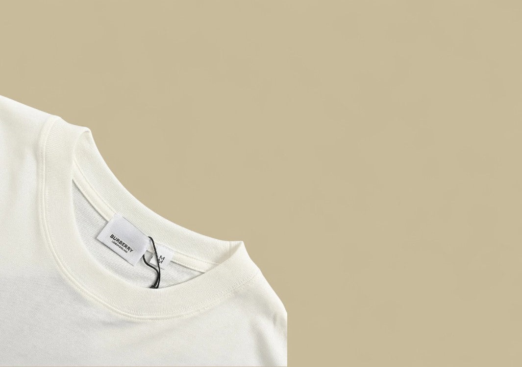 Burberry 24SS Backside Waist Warhorse Logo T-Shirt – Off-White