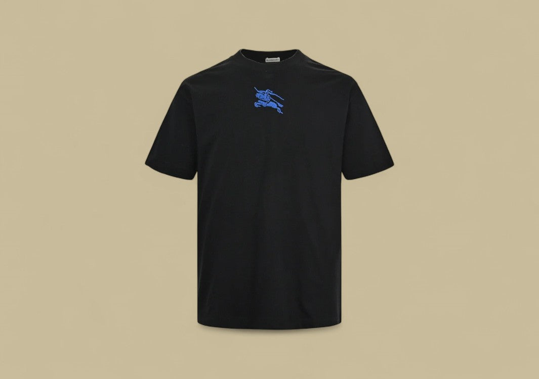Burberry 24SS Chest Small Embroidery Knight Warhorse Logo T-Shirt – Black with Blue Detail