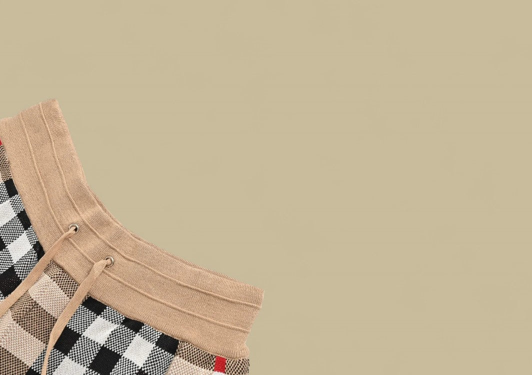 Burberry 24SS Classic Big Check Knit Shorts – Archive Beige