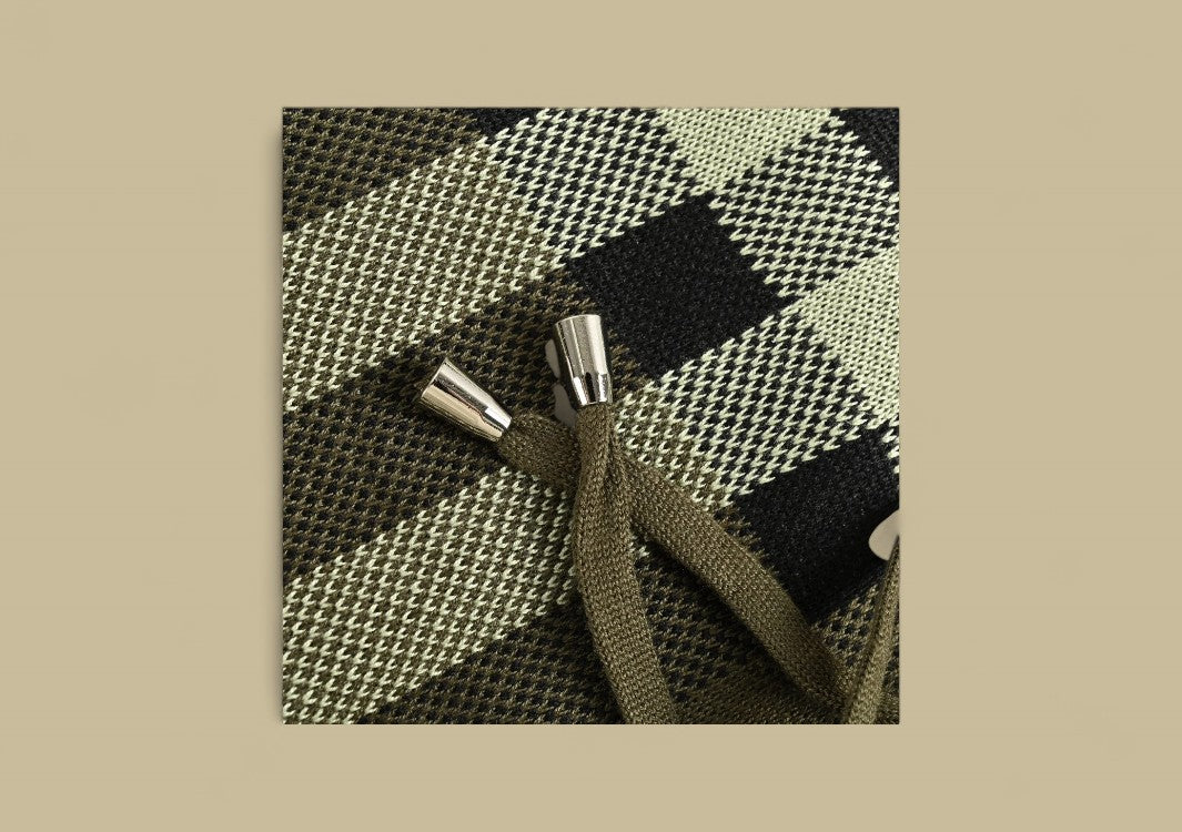 Burberry 24SS Classic Big Check Knit Shorts – Olive Green