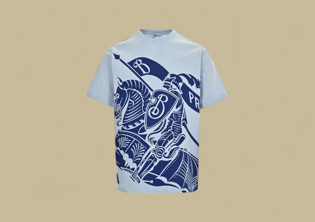 Burberry 24SS Knight Warhorse Logo Graphic T-Shirt – Sky Blue & Navy