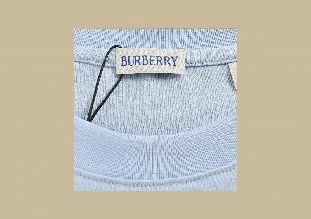 Burberry 24SS Knight Warhorse Logo Graphic T-Shirt – Sky Blue & Navy